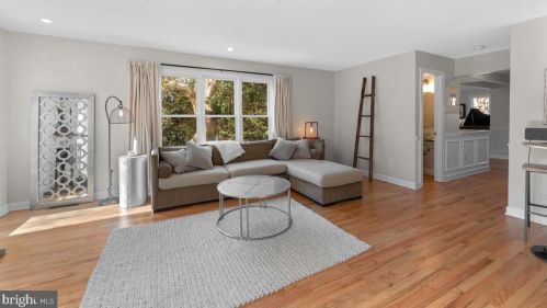 8904 1st Ave, Silver Spring MD 20912-4654 exterior