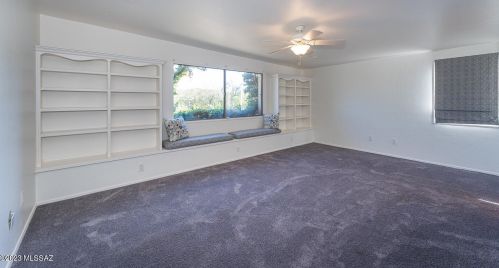 5925 Mina Vis, Tucson AZ 85718-4128 exterior