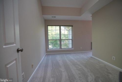 4503 Hazeltine Ct, Alexandria VA 22312-3206 exterior