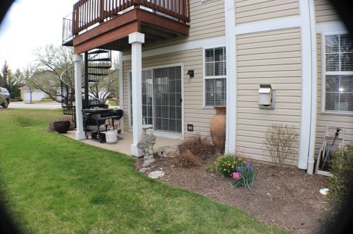 487 Windham Cv Dr, Bull Valley IL 60014-2737 exterior