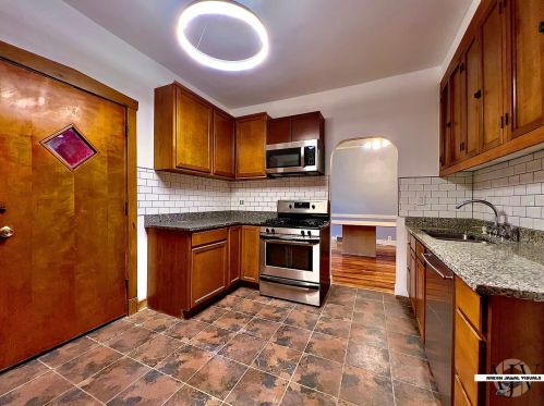 1634 Central Ave, Chicago IL 60804-1845 exterior