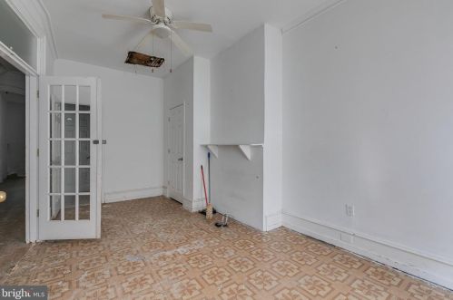 2326 17 St, Philadelphia PA 19132-4405 exterior