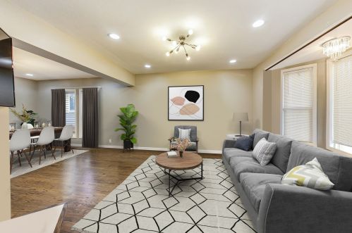 2147 Kenneth Ave, Chicago, IL 60639-3525