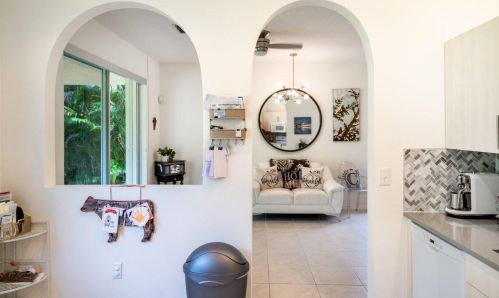 236 Coconut Key Way, Fort Pierce FL 34986-1911 exterior