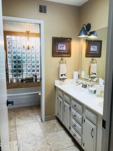 12606 40 Pl, Phoenix AZ 85032-1703 exterior