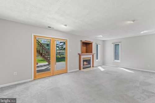 1921 Dundee Rd, Rockville MD exterior