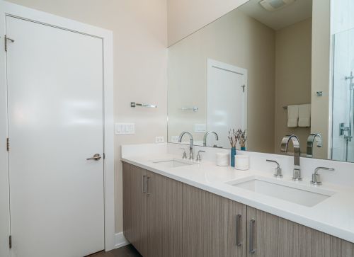 2810 Walton St, Chicago IL 60622-4450 exterior