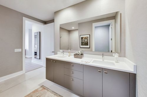 1701 Webster Ave, Chicago IL 60614 exterior