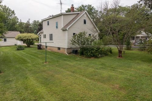 429 Rystock St, Kalamazoo MI  49048-5922 exterior