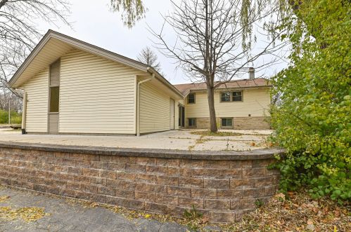 4870 37th St, Milwaukee WI  53221-2570 exterior