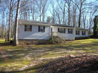 423 Trotters Rdg, Lawrenceville, GA 30043-3654