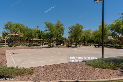 15925 21st Ln, Phoenix AZ  85023-9207 exterior