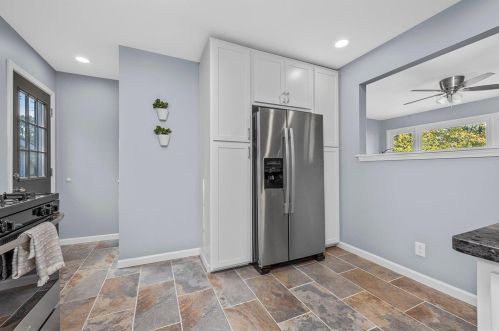 9928 Westwise Ct, Saint Louis MO 63114-1324 exterior