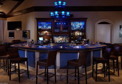 8267 Parkstone Pl, Naples FL 34120-0655 exterior