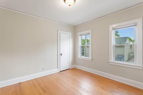 4282 28, Milwaukee WI 53215-2202 exterior