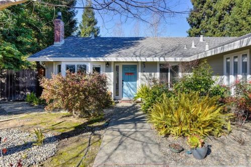 117 Sombrero Way, Folsom CA 95630-2223 exterior