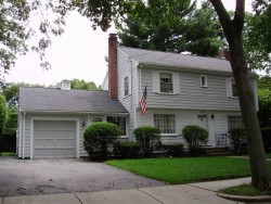 39 Clearwater Rd, Newton, MA 02462-1132