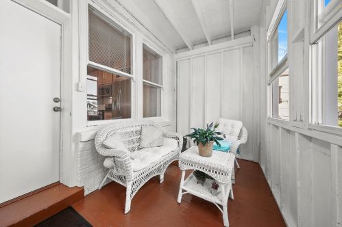 2943 Fairfield Ave, Chicago IL 60625-2719 exterior