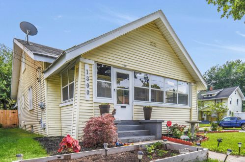 1300 Fisk Rd, Grand Rapids, MI 49506-3241