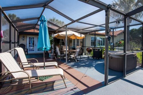 15933 Adobe Dr, Port Richey FL 34667-4019 exterior