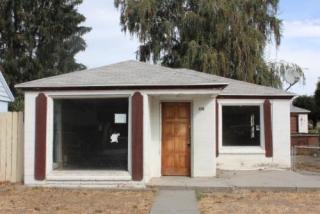 170 Burns St, Wenatchee WA  98801-3708 exterior