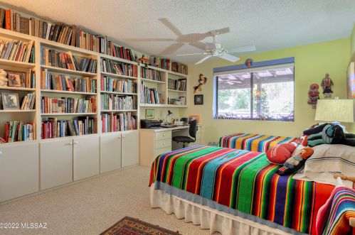 631 Los Opalos, Green Valley AZ 85614-2312 exterior