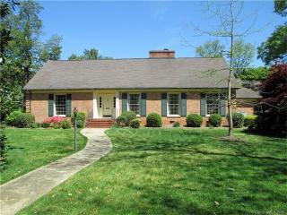 2000 Cloister Dr, Charlotte NC  28211-3906 exterior