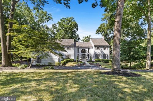 2224 Deerfield Dr, Media, PA 19063-1834