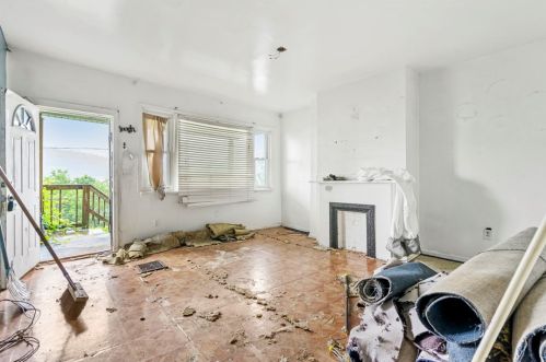 6634 Butler St, Pittsburgh PA  15206-1018 exterior