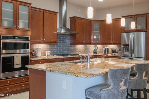 22113 31st St, Phoenix AZ 85016-7009 exterior