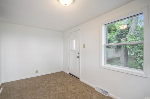 13568 Day Rd, Mishawaka IN 46545-4730 exterior