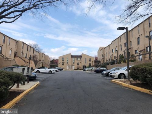 2717 31st Pl, Washington DC  20018-1601 exterior