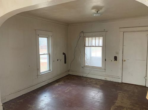 449 Leonard Ave, Meskegon, MI 49442-1216