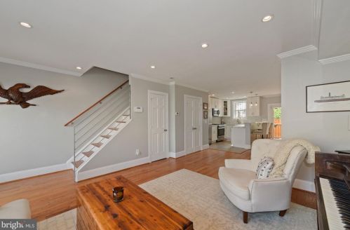 624 19th St, Washington DC  20002-4712 exterior