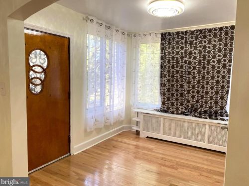 5815 16th St, Philadelphia PA  19141-1821 exterior