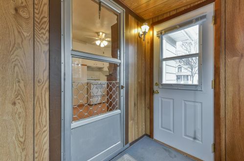 7503 Stevenson St, Milwaukee WI  53213-3549 exterior