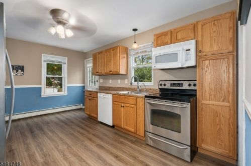 109 Windsor Ave, Hopatcong NJ  07843-1291 exterior