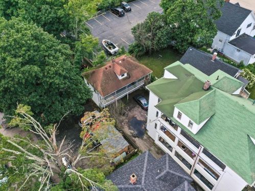 88 Prospect St, Woonsocket RI 02895-1910 exterior