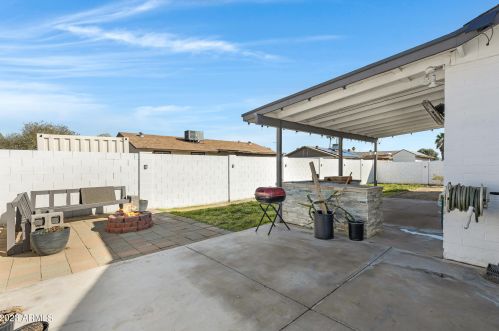 17827 9th Ave, Phoenix AZ  85023-1557 exterior