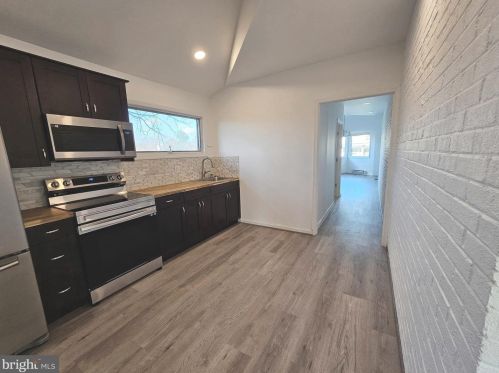 6603 Byrnes Dr, Mc Lean VA  22101-5228 exterior