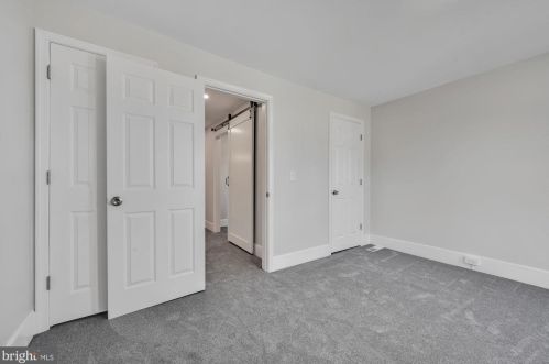 704 Walnut St, Lancaster PA  17602-2435 exterior