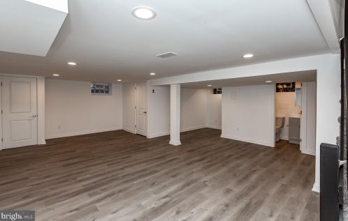 61 Chapel Hl Rd, Media PA 19063-4311 exterior