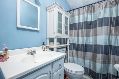 832 Fulton Ave, Bohemia NY 11716-4308 exterior