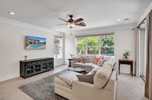 7859 Emerald Winds Cir, Boynton Beach FL 33473-7834 exterior