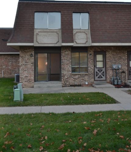 6267 Prt Ave, Milwaukee WI 53223-4120 exterior