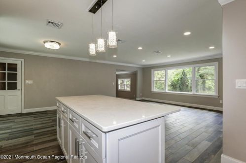 71 Bamm Hollow Rd, Middletown NJ  07748-3259 exterior