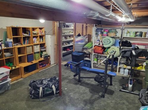 1204 Fleetwood Dr, Manitowoc WI 54220-2362 exterior