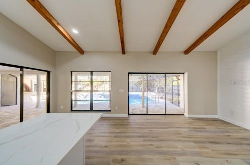 5012 Barrowe Dr, Tampa FL 33624-2593 exterior