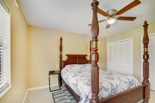 800 1 Ct, Boynton Beach FL 33426-4366 exterior