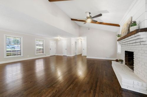 3740 High Pt Ln, Atlanta GA 30331-7906 exterior